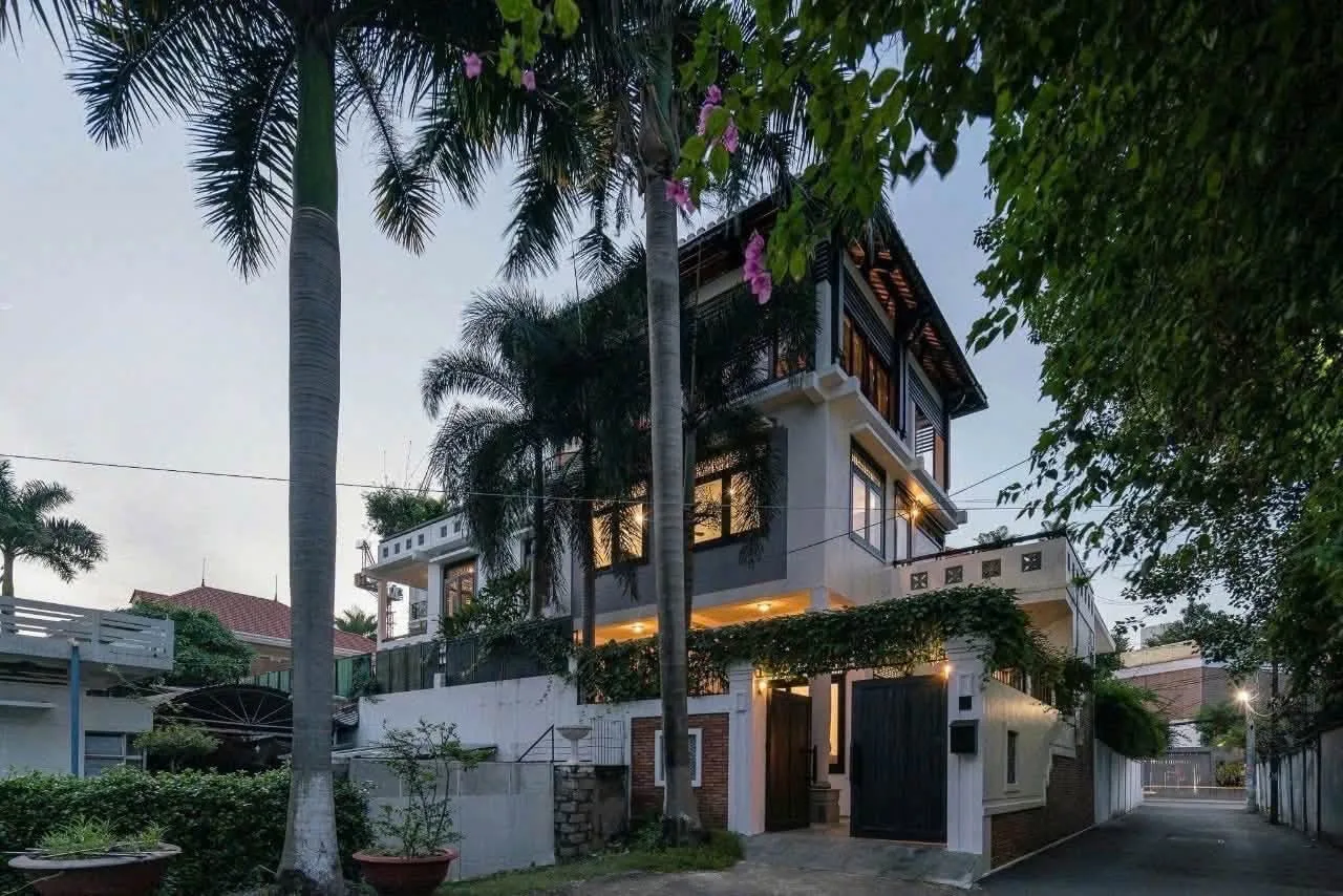 Nguyen U Di 5BR Thao Dien Villa with Private Pool