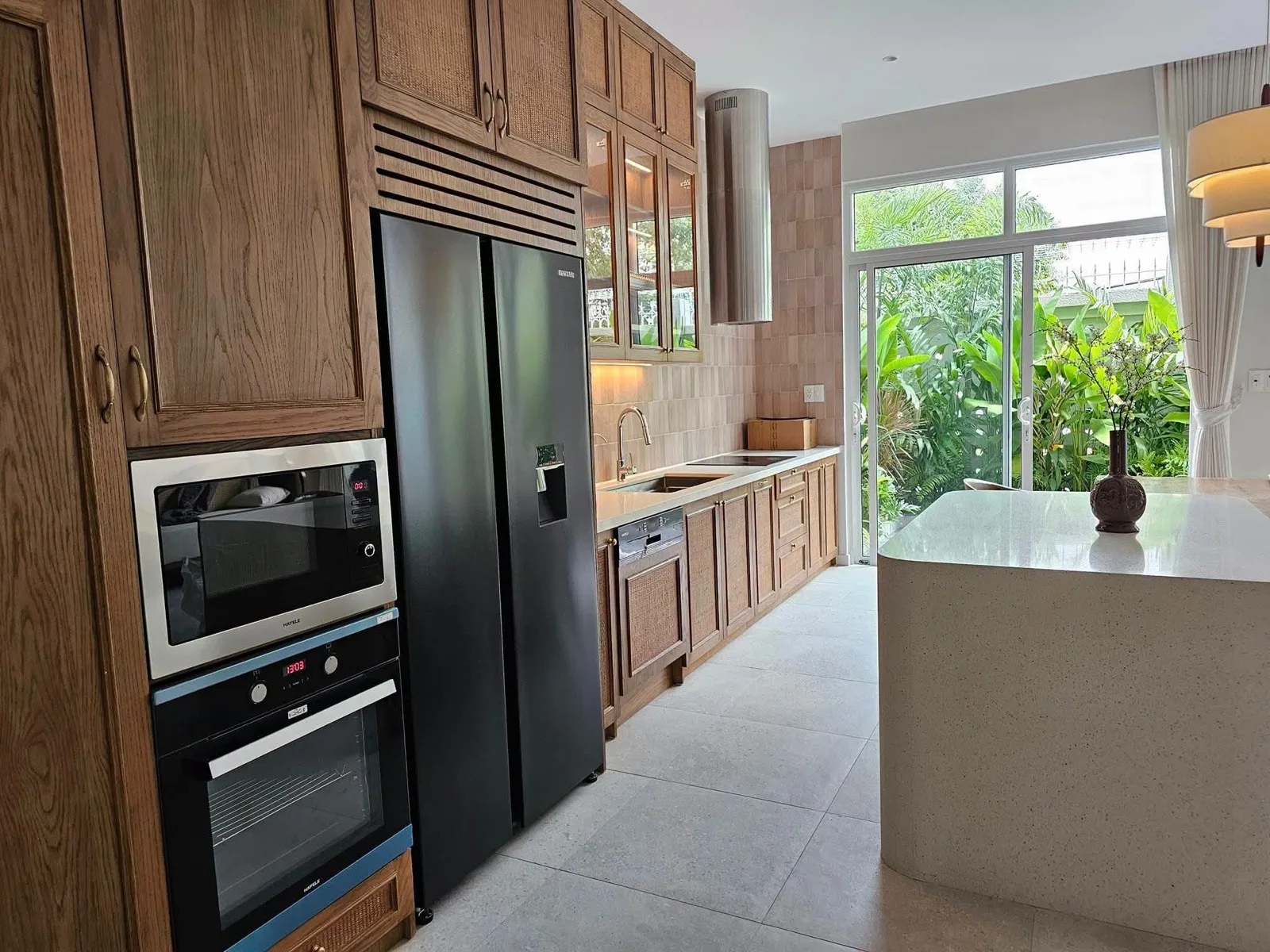 Truc Duong An Khanh 3BR Villa with Warm Wood Kitchen