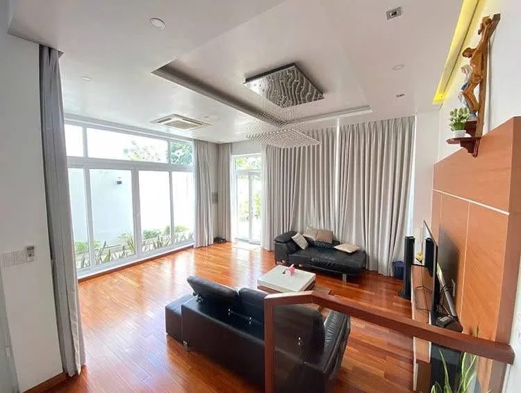 3-Floor Thao Dien 5BR Villa with Private Courtyard