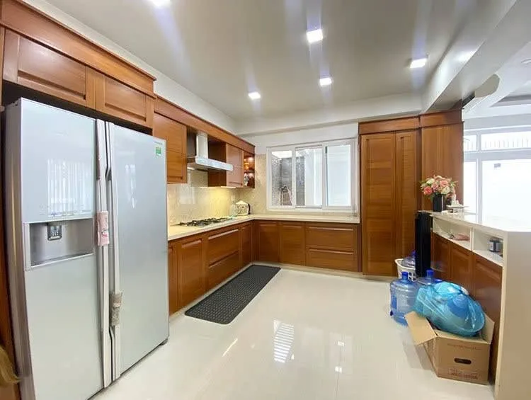 3-Floor Thao Dien 5BR Villa with Private Courtyard