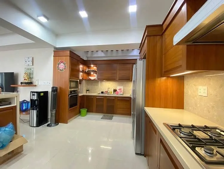 3-Floor Thao Dien 5BR Villa with Private Courtyard
