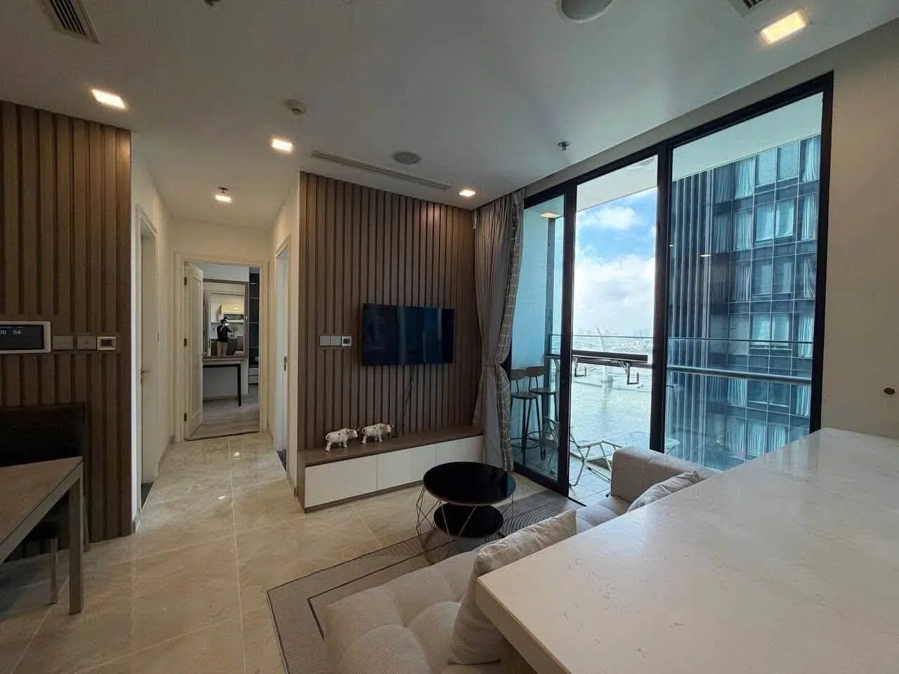 Vinhomes Golden River 2BR with River and Bitexco View