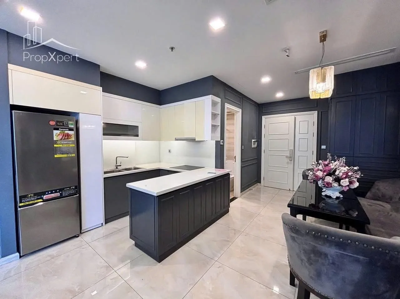 Vinhomes Golden River 2BR With Balcony River Outlook