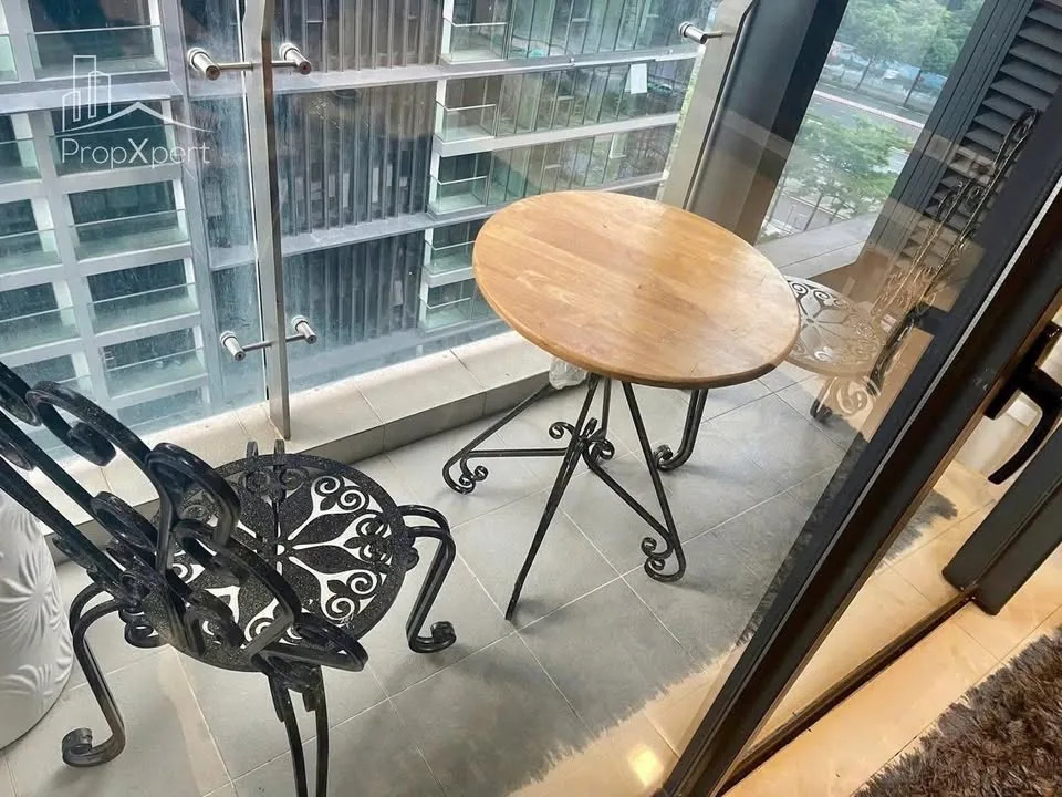 Vinhomes Golden River 2BR With Balcony River Outlook